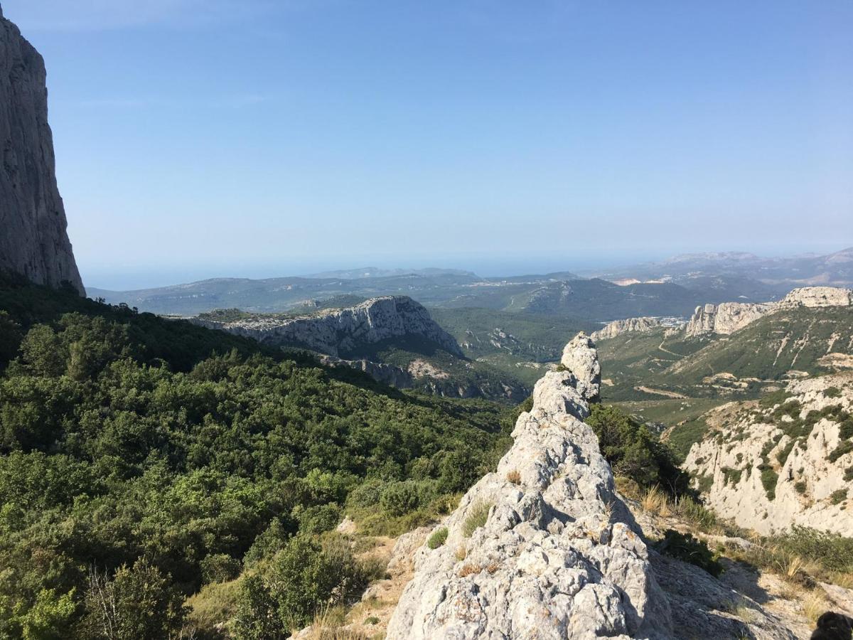Plan d'Aups La Maison De Mado Et Sa Cabane Dans Les Arbres מראה חיצוני תמונה